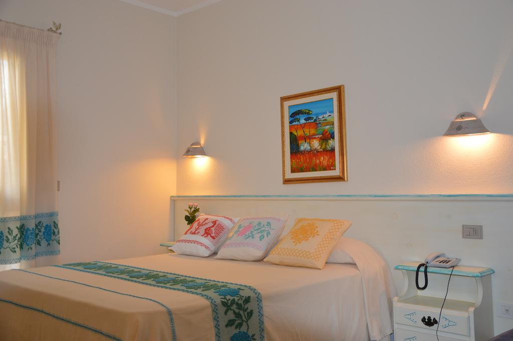 Hotel La Palma San Teodoro  Εξωτερικό φωτογραφία