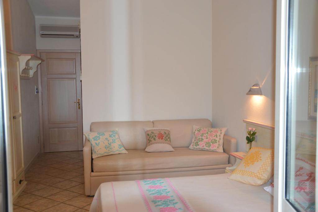 Hotel La Palma San Teodoro  Εξωτερικό φωτογραφία